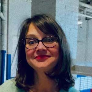 Meet your Posher, Debbie